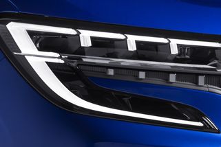 Fešácké a superlevné SUV je tu: Češi ho milují, na takový design čekali 40 let. Zaujme i výkonem a spotřebou